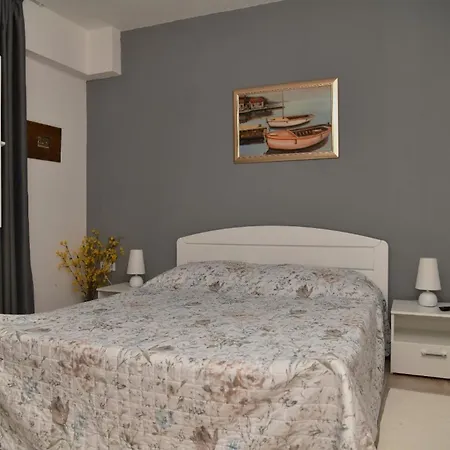 Holiday home Ferienvilla In Ruhiger Lage Mit Pool *